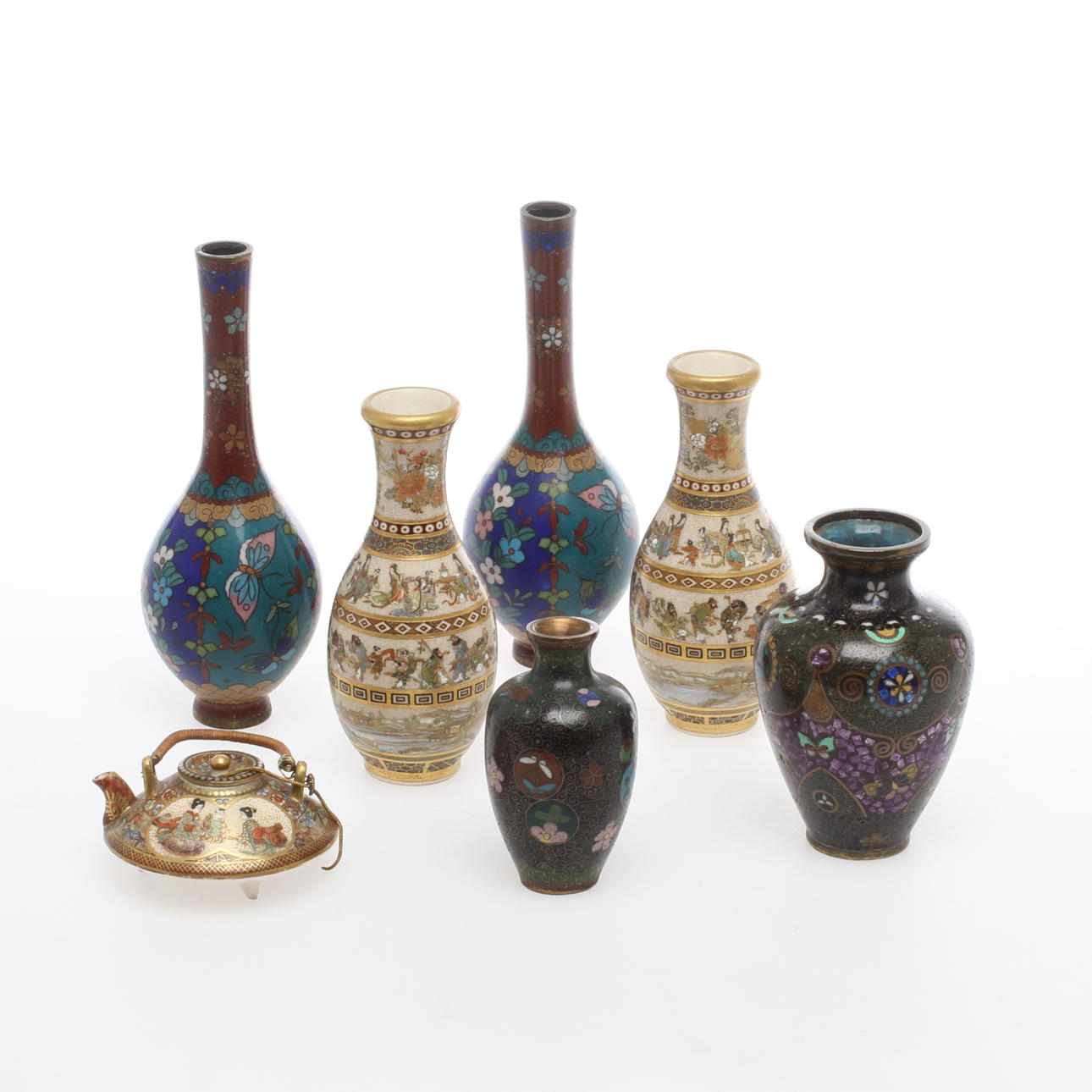 MINIATYRER, 7 delar, orientaliskt, delvis cloisonne.