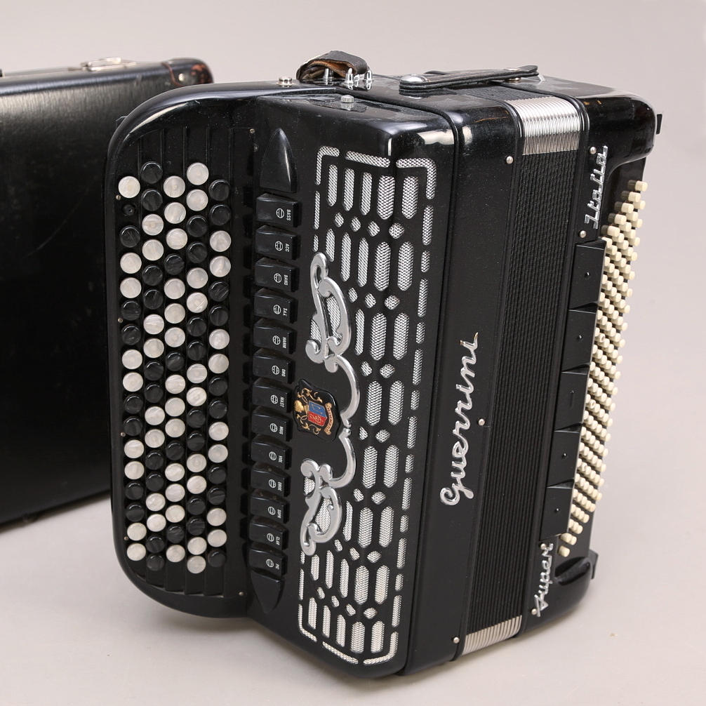 DRAGSPEL Guerrini, Super Italia, med väska.