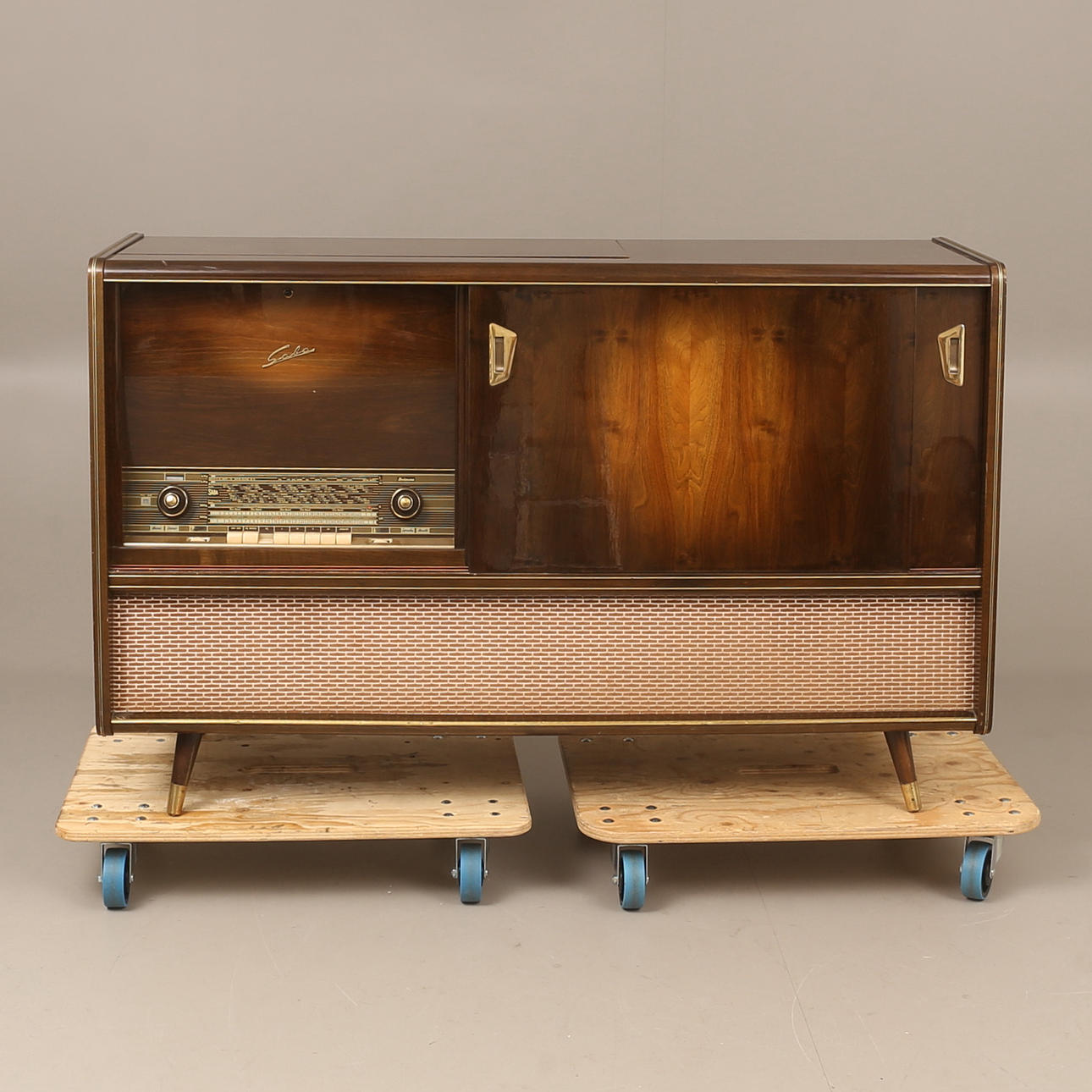 RADIOGRAMMOFON/TV MÖBEL, Saba Bodensee 100, 1960-tal.