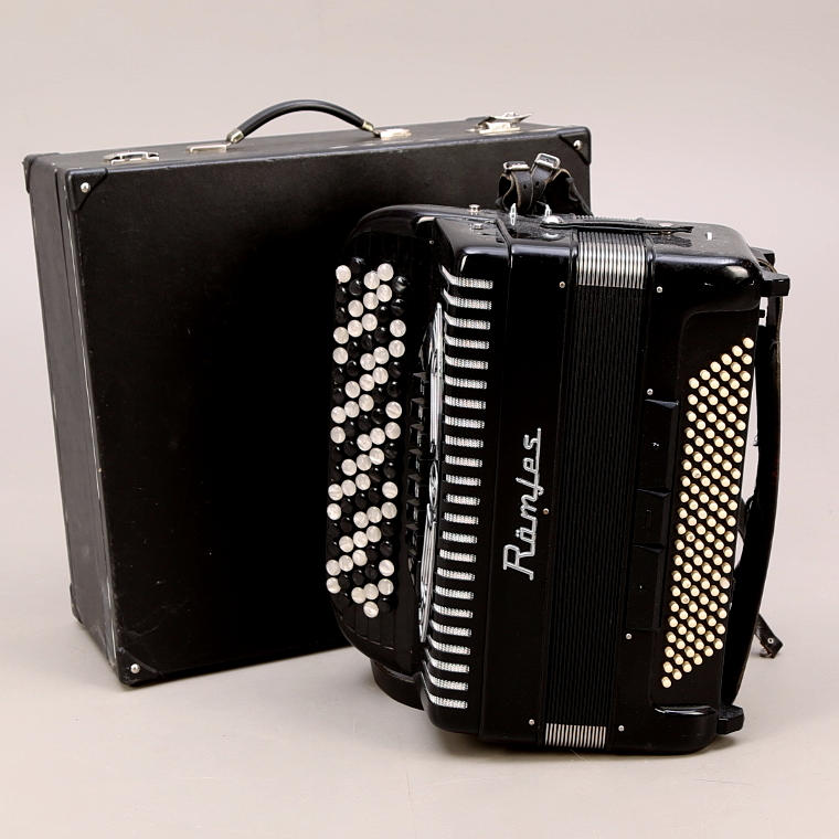 DRAGSPEL, Rämjes, med transportväska.