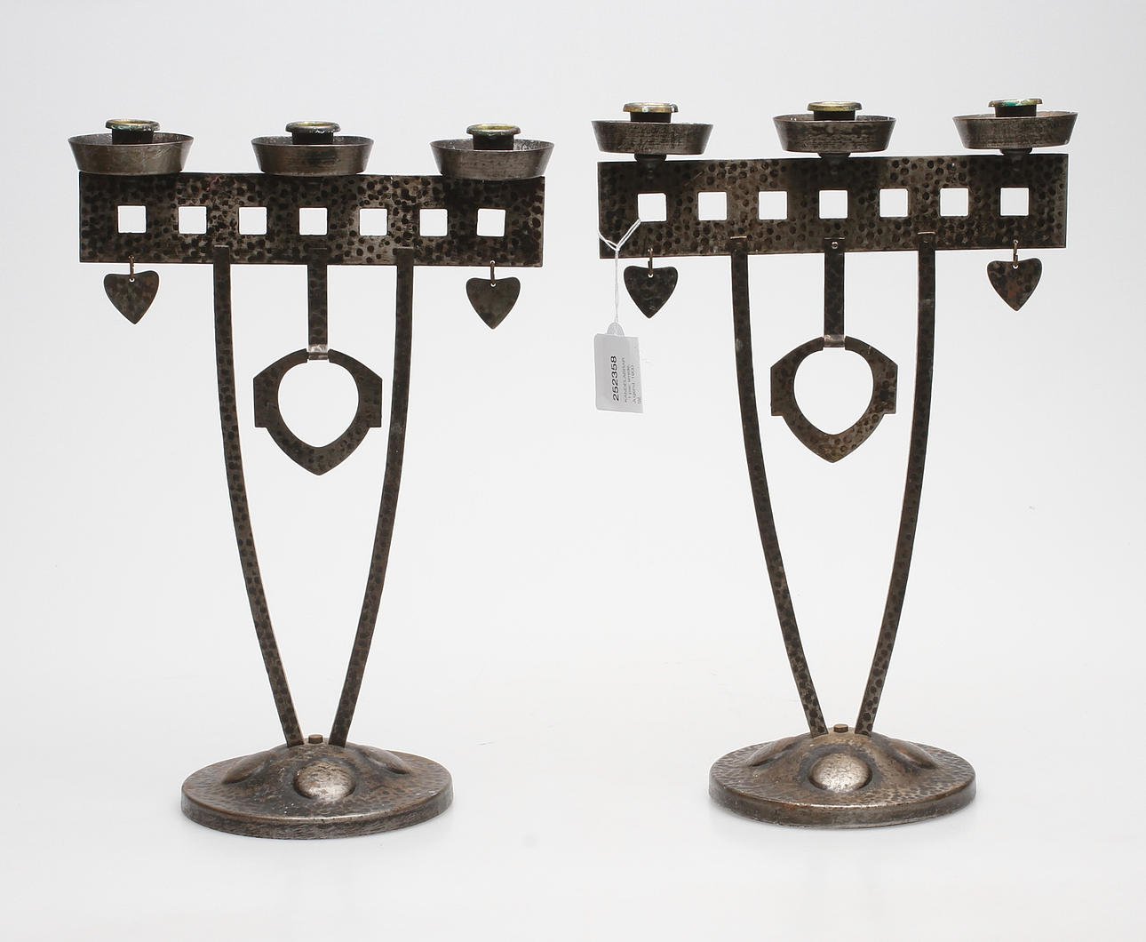 KANDELABRAR, 1 par, smide, Jugend, 1900-tal.