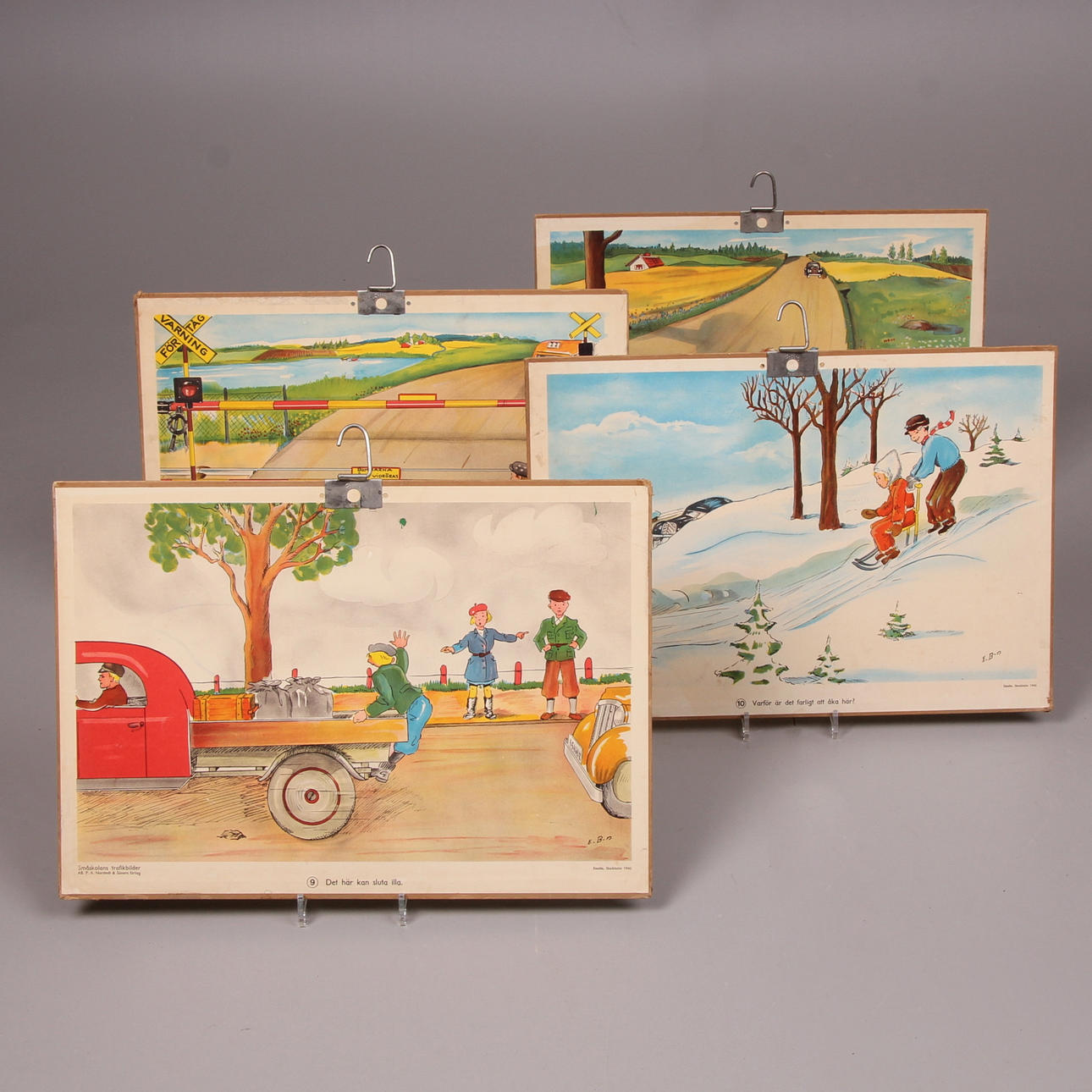 SKOLPLANCHER, 4 st. Småskolans trafikbilder, AB. P. A. Nordstedt & Söners förlag.
