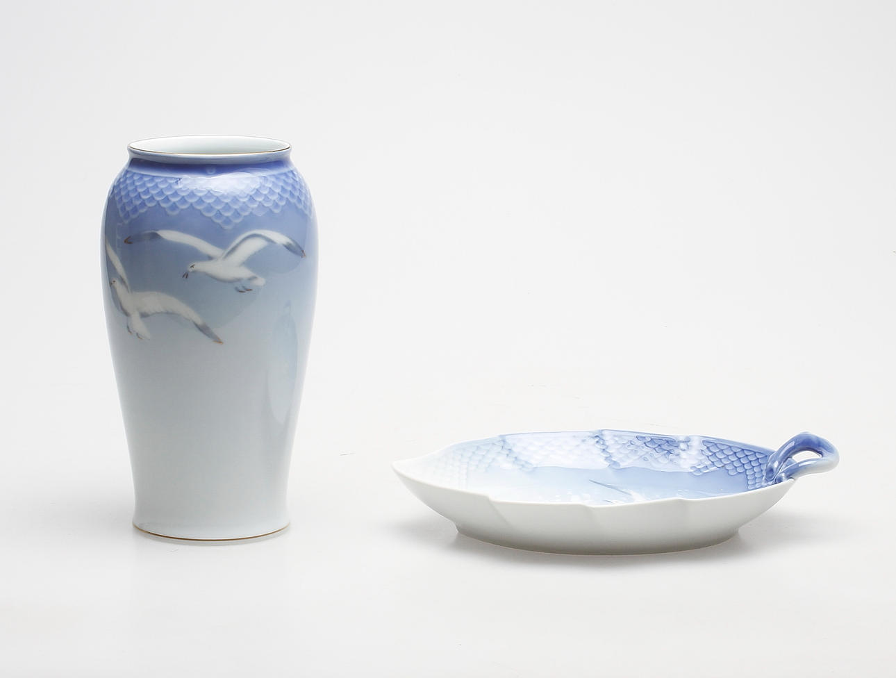 VAS samt SKÅL," Blå Måsen", Bing & Grøndahl.