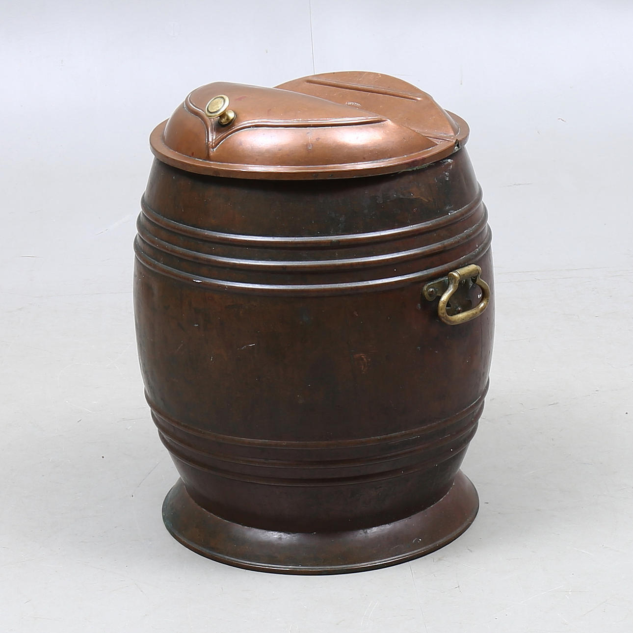 VATTENTUNNA, koppar, K Mossberg Söderbärke, 1900-tal.