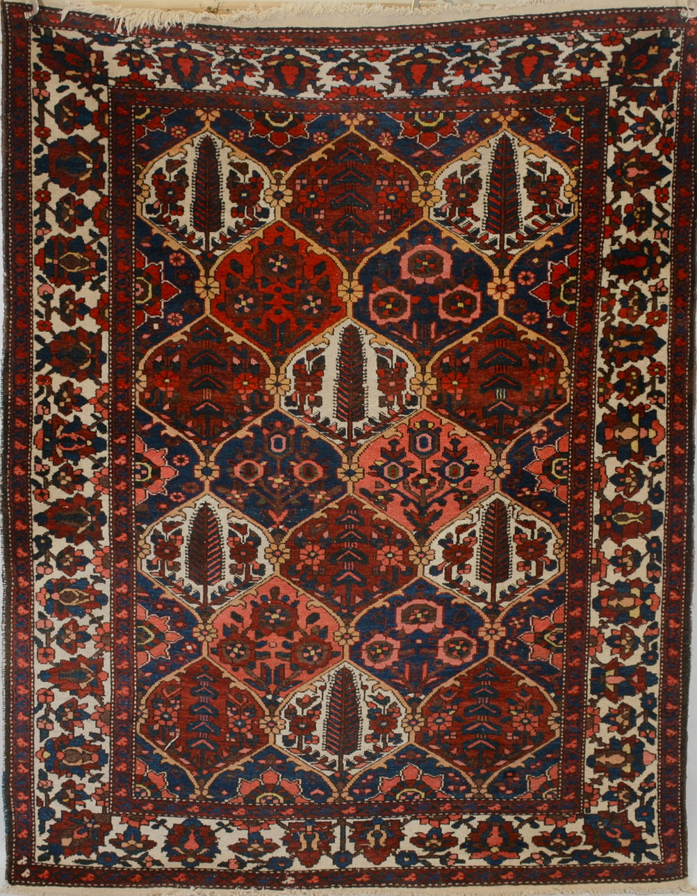 MATTA, Orientalisk, 200x156 cm.