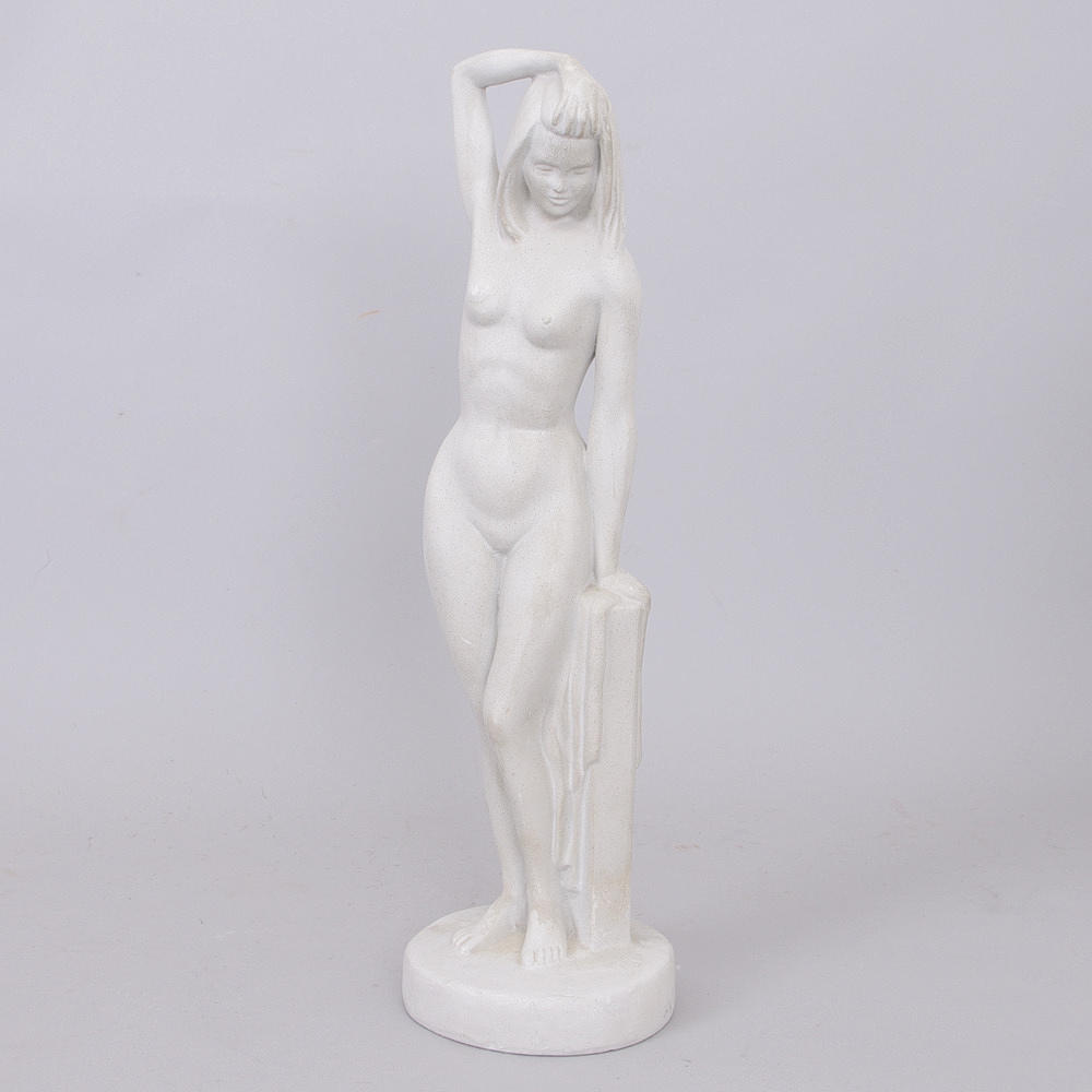 FIGURIN, stående kvinna, gips.