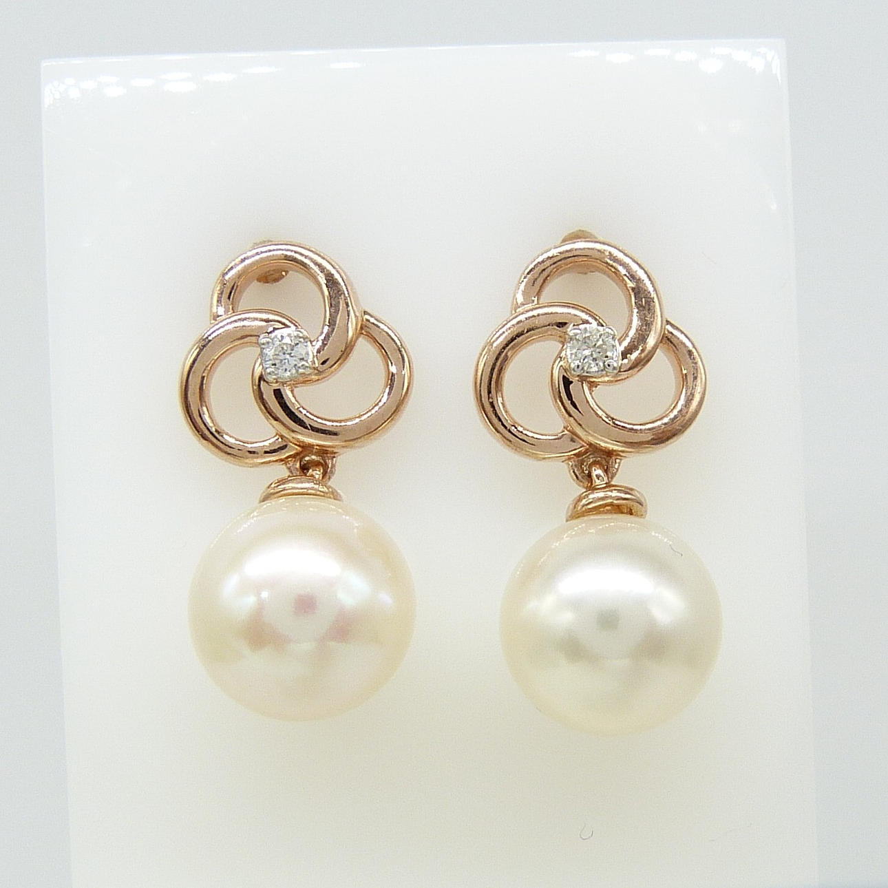 PERLE, DIAMANT, rosa guld øreringe.