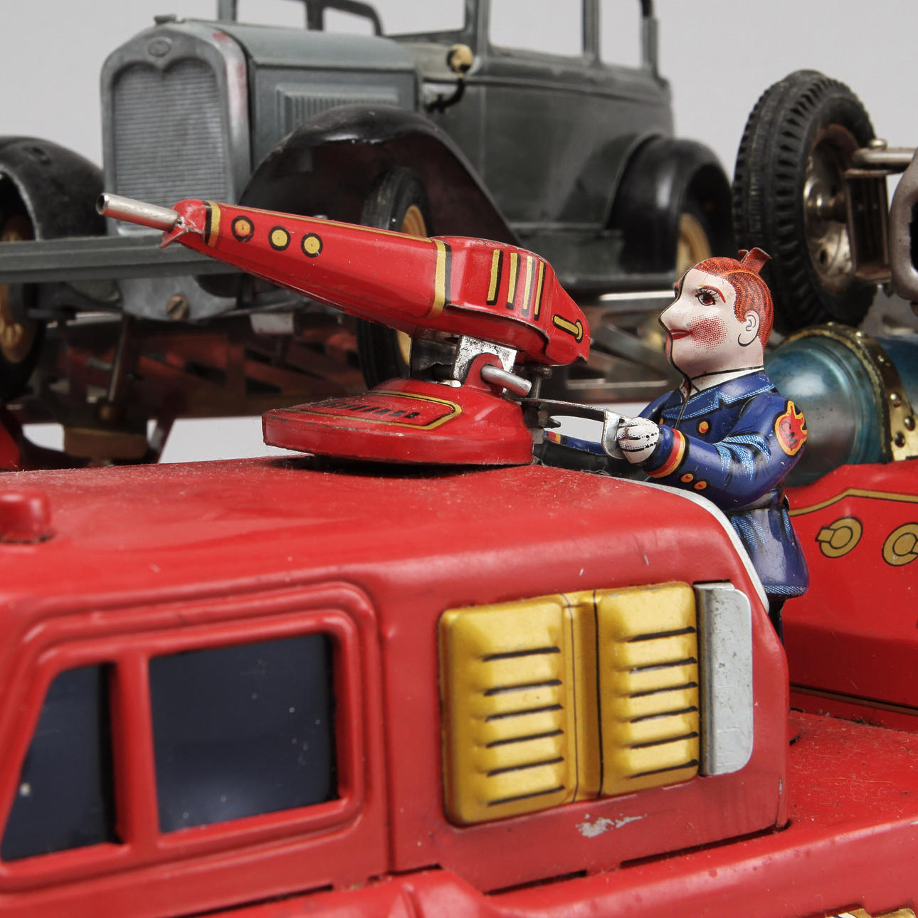 BILAR, 4 st, Japan, Tyskland, USA, 1900-talets mitt.