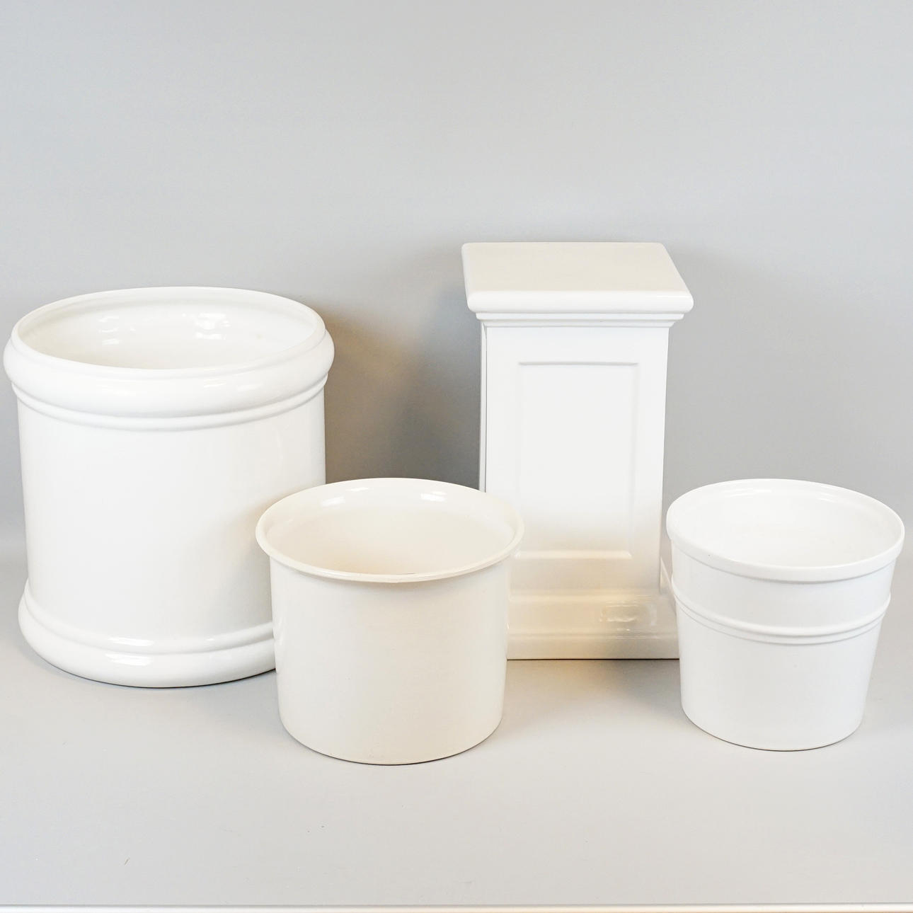 OUTER LINING 3 pcs and PEDESTAL.