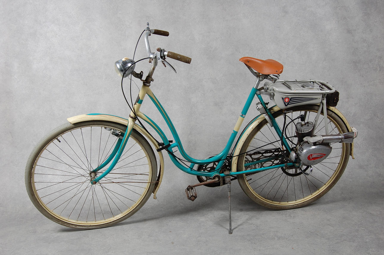 MOPED VICTORIA PÅHÄNG, 1940-50 tal.