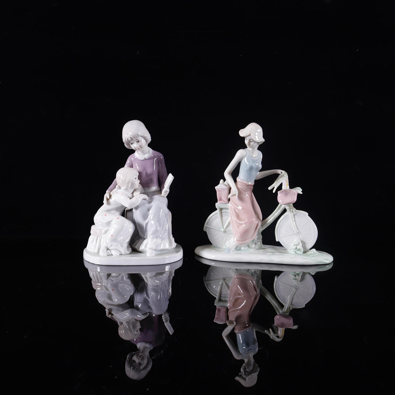 FIGURES, 2 pcs, porcelain, Knallegården's EB Design. Ceramics ...
