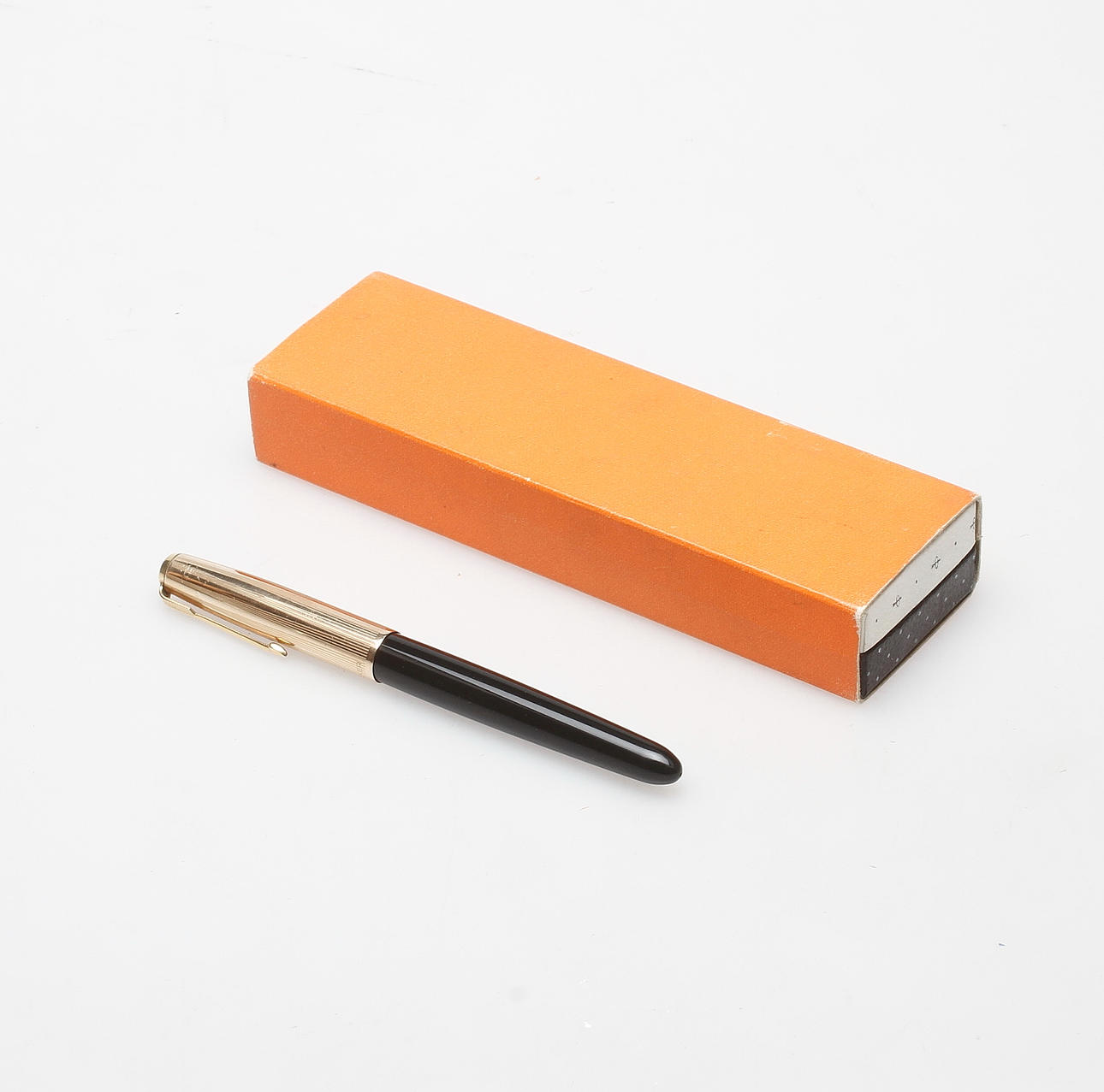 RESERVOARPENNA, Parker modell 51.