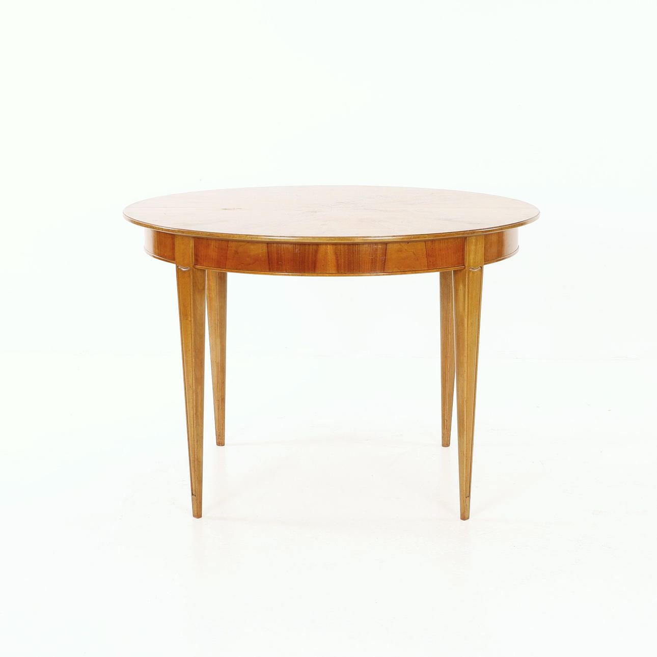 TOR WOLFENSTEIN. Dining table, walnut, Ditzingers, Stockholm 1940s.