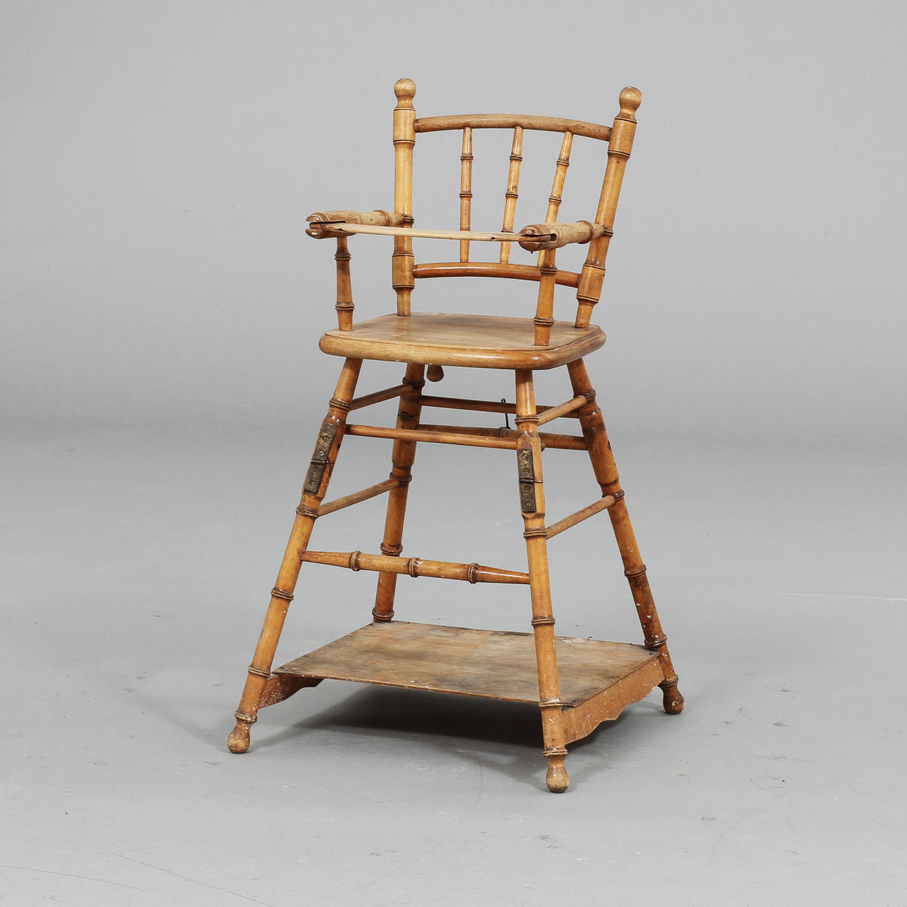 BARNSTOL, Bröderna Lindstrand.