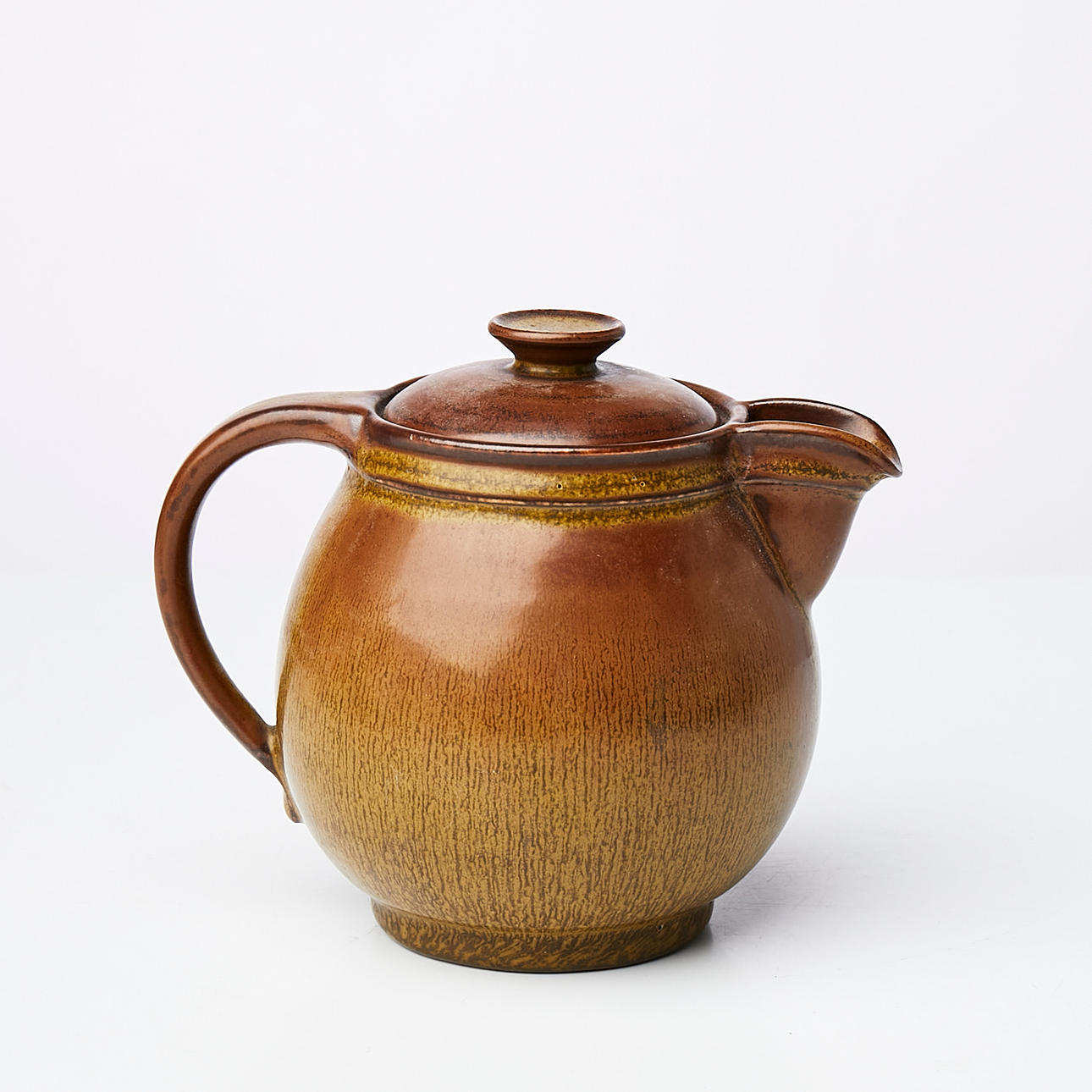 ERICH & INGRID TRILLER. Jug, Tobo, glazed stoneware, signed.