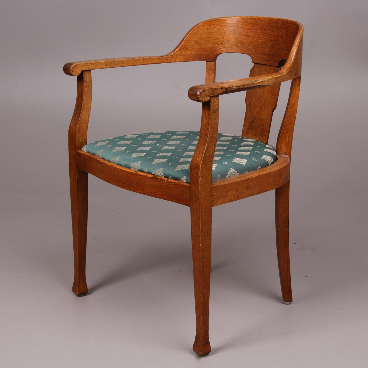 KARMSTOL, ek, jugend, 1900-talets första hälft.