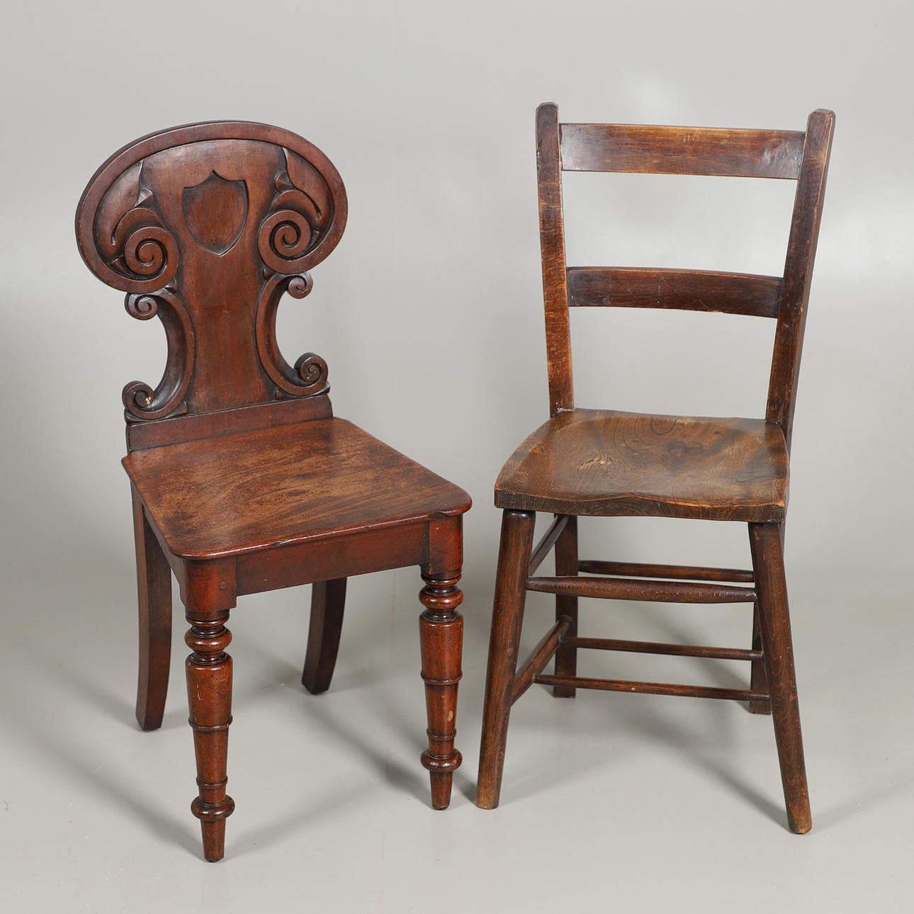 GESCHNITZTER SAALSTUHL AUS MAHAGONI, 19. JH.