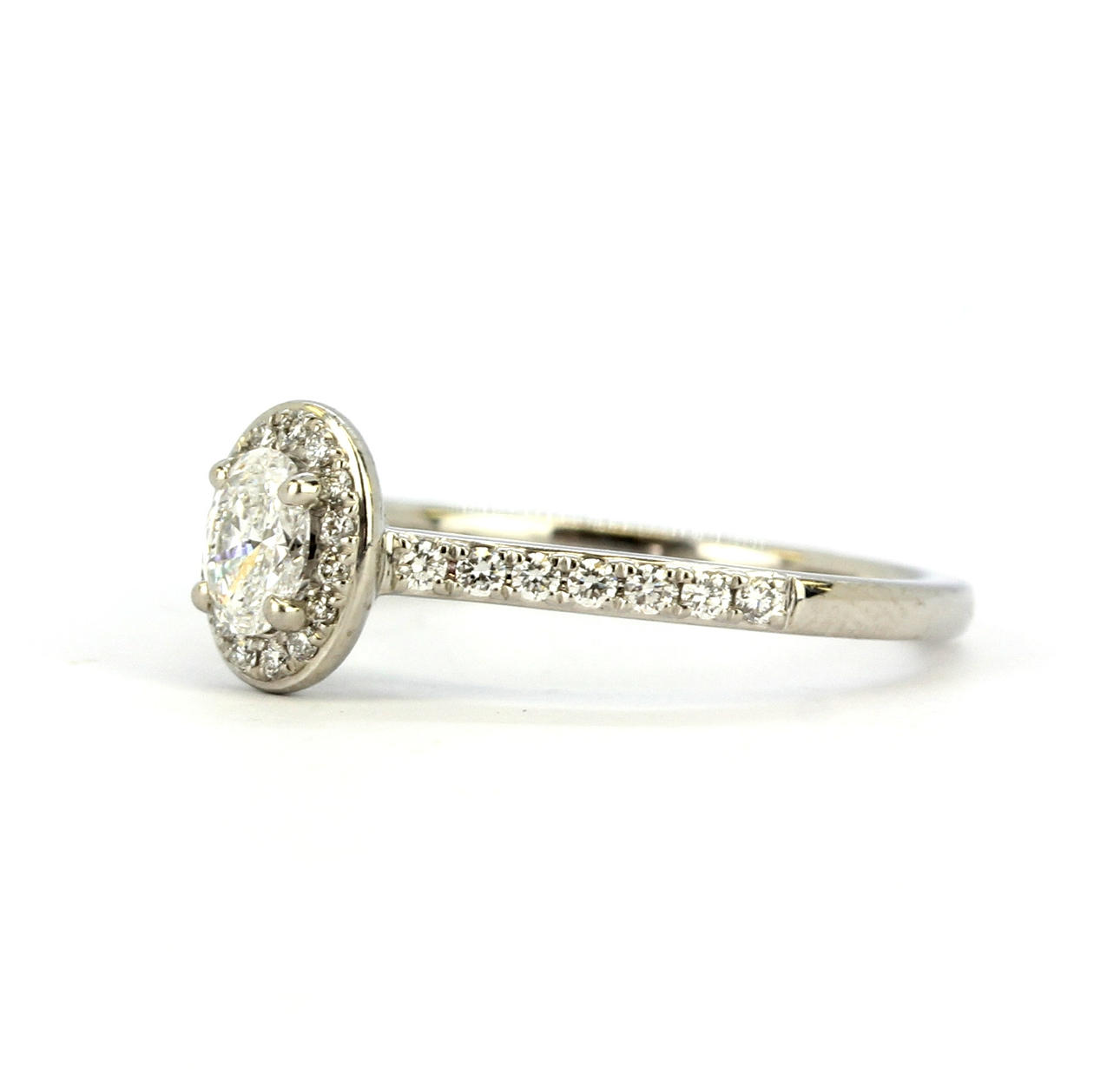950 PLATINUM DIAMANT KLYNGE RING.