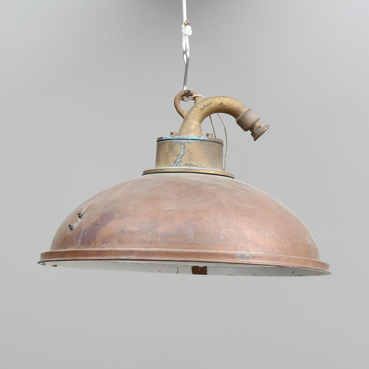 FARTYGSLAMPA, 1900-talets första hälft.