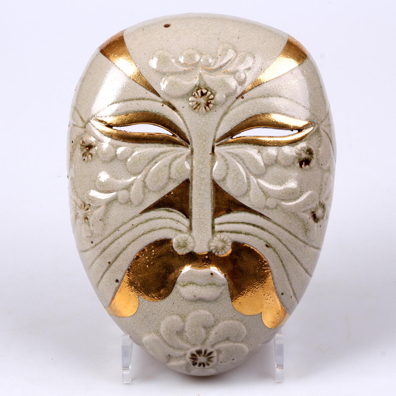 MASK, "Demon", ur serien "Masker", Lisa Larson, vit stengodslera, Gustavsberg, 1979-1982.