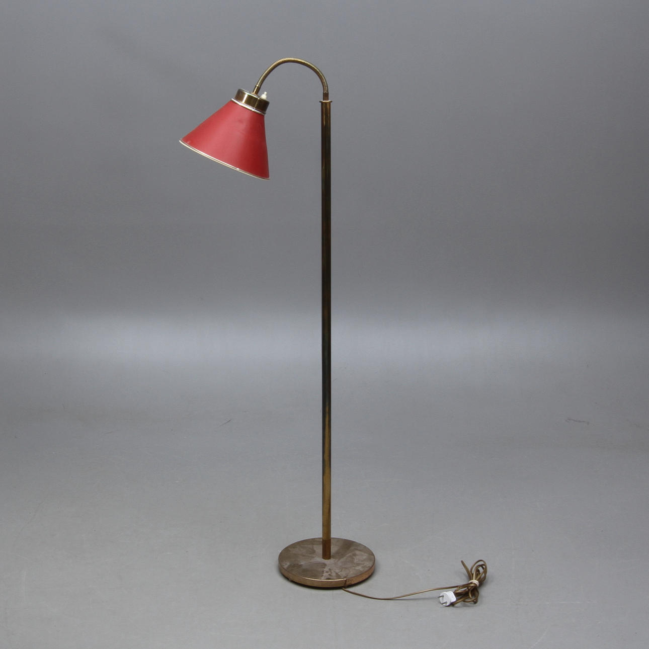 GOLVLAMPA, mässing, modell 1838, Josef Frank för Firma Svenskt Tenn.