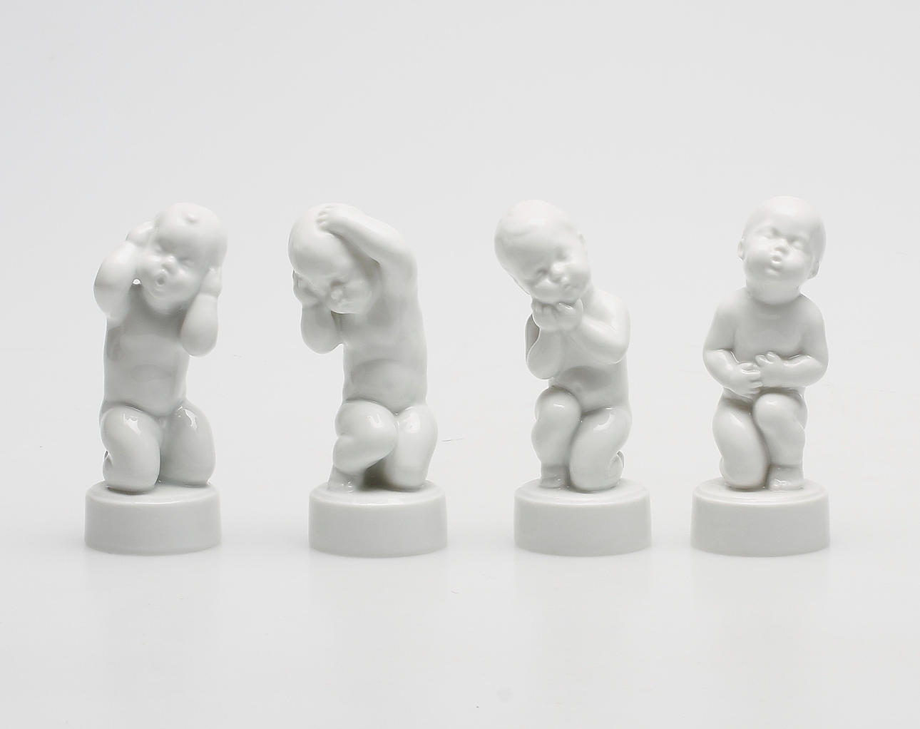 FIGURINER, 4 st, porslin, Sven Lindhart, Bing & Gröndahl, Danmark.