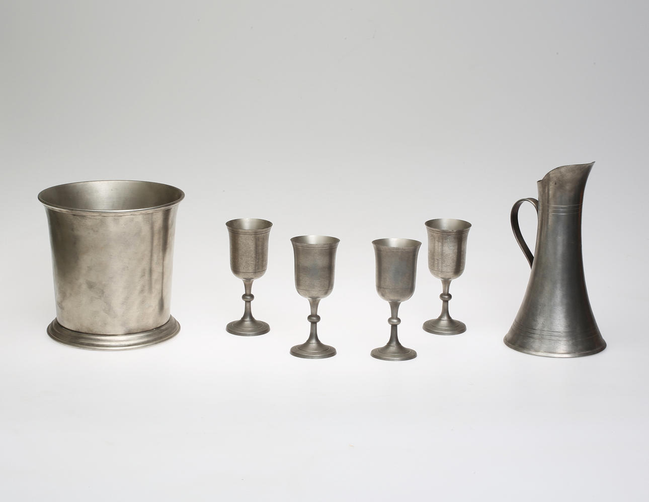 TENNFÖREMÅL,6 stycken,1900-tal.