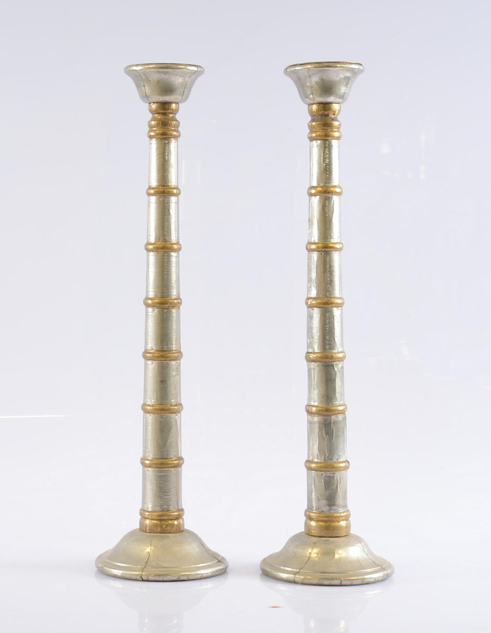 GOLVLJUSSTAKAR, 1 par, metall och mässing, 1900-tal.