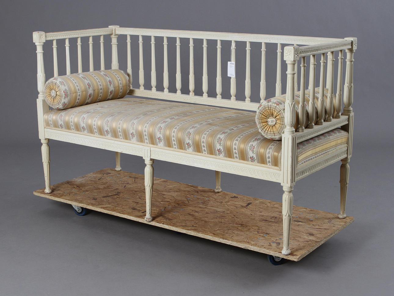 SOFFA, gustaviansk stil 1900-tal.