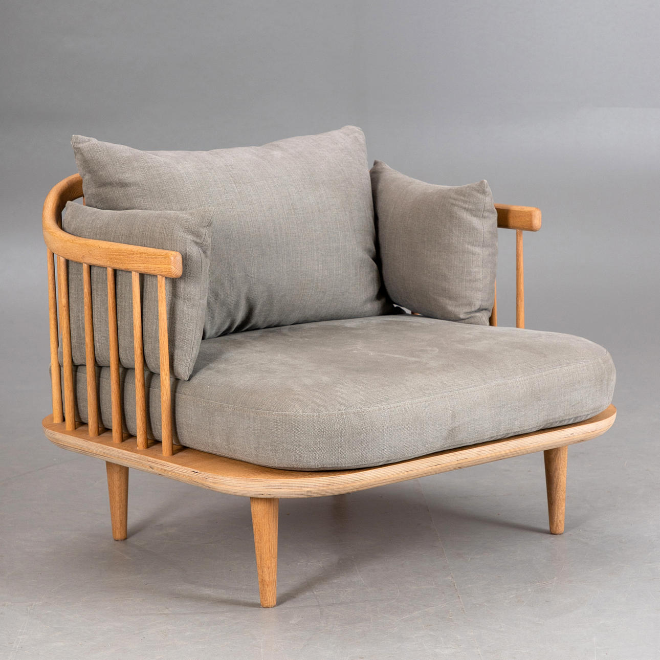 SPACE COPENHAGEN. & tradition. 'FLY-SC 1' lænestol.