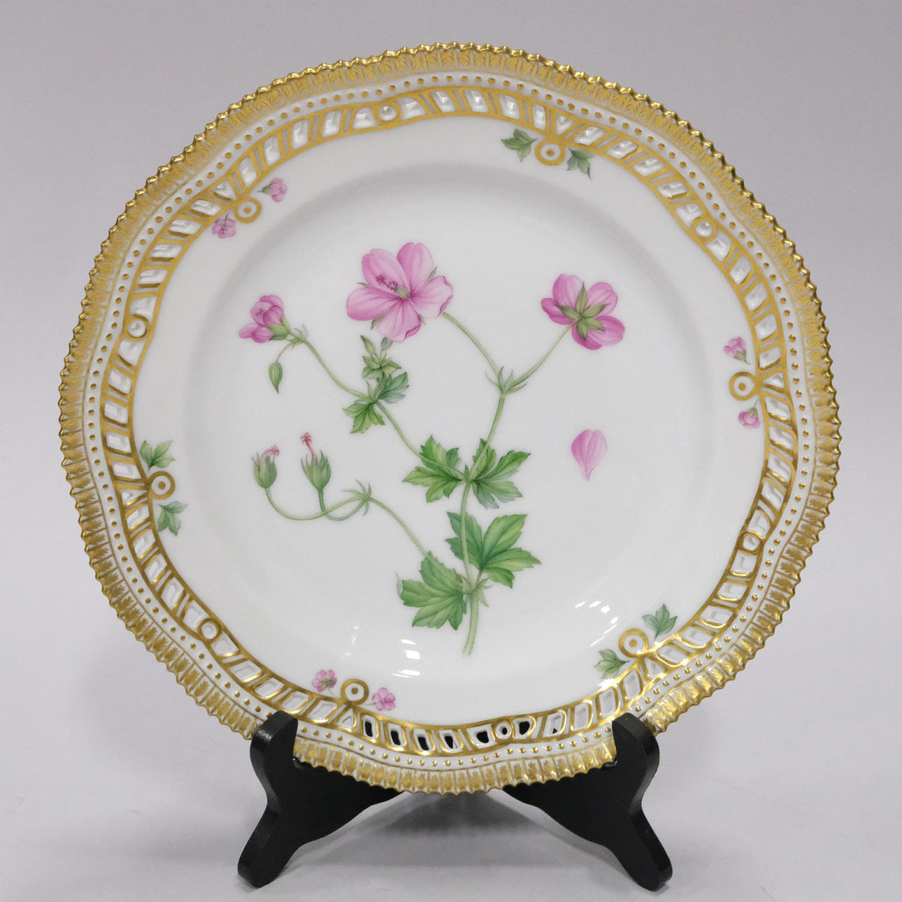 ROYAL COPENHAGEN, TELLER, "FLORA DANICA".