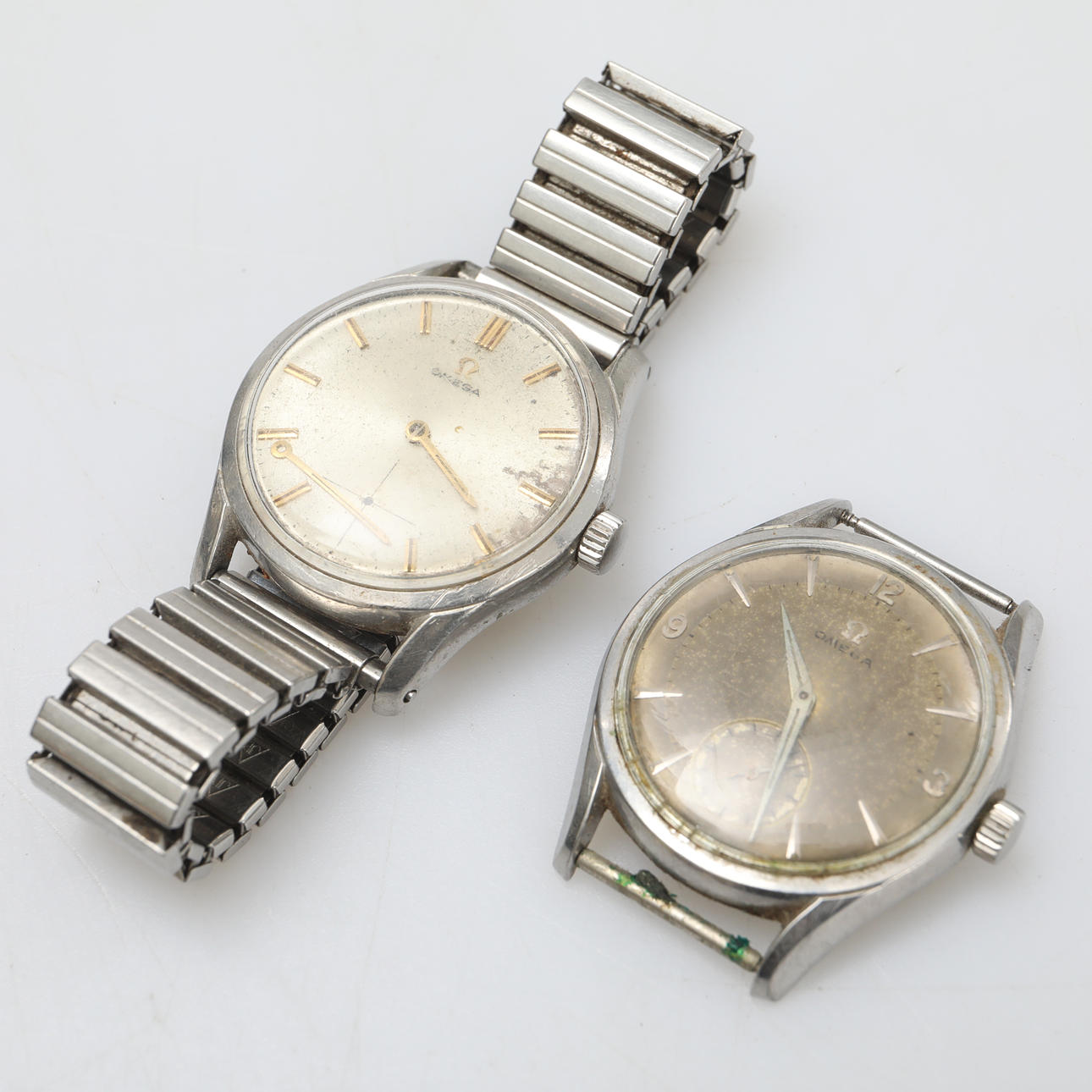 WRIST WATCH, 2 pieces, Omega, renovation object.