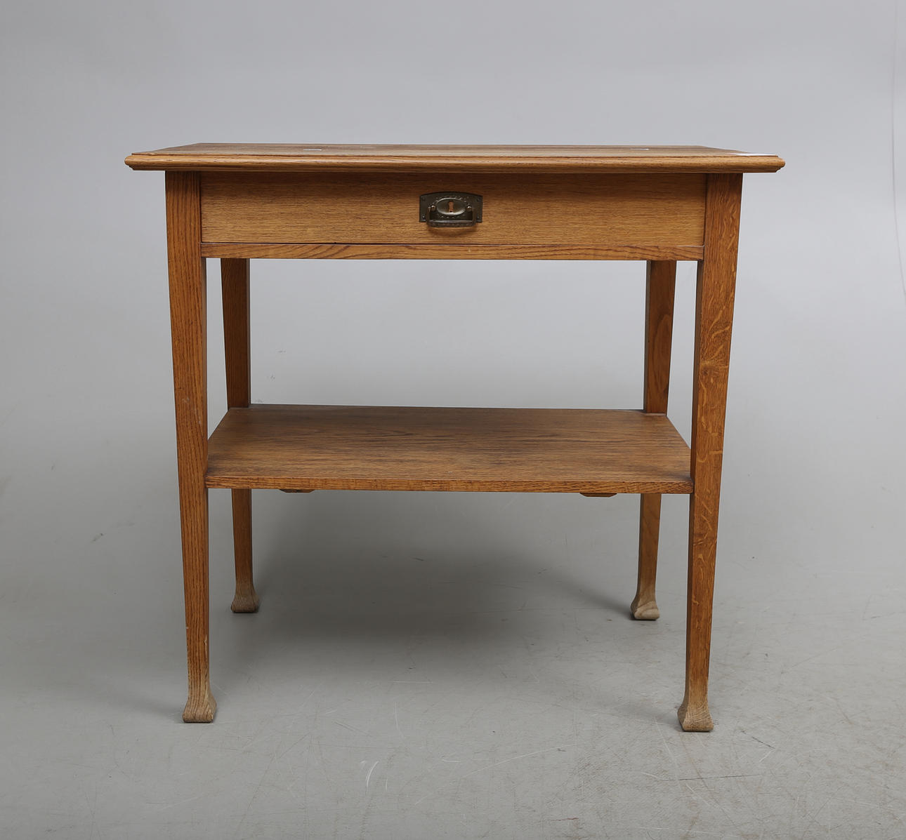 BORD MED LÅDA, jugend, tidigt 1900-tal.