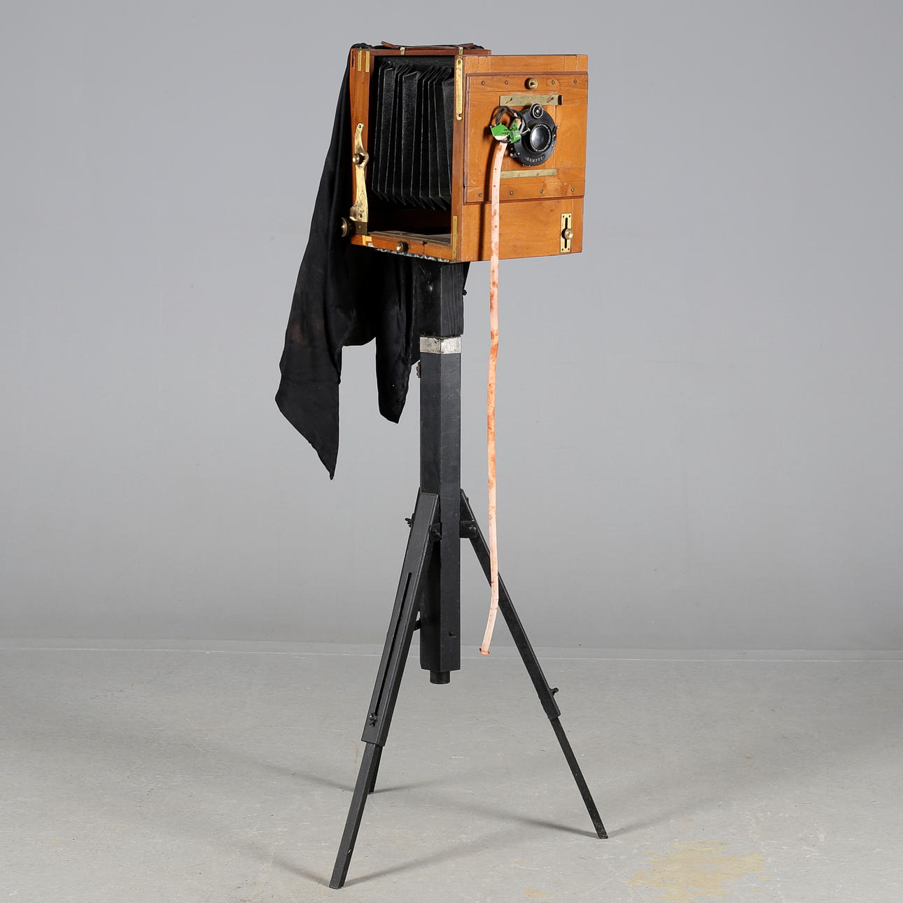 BELLOWS CAMERA, Compur, with stand, 18 / 1900s.