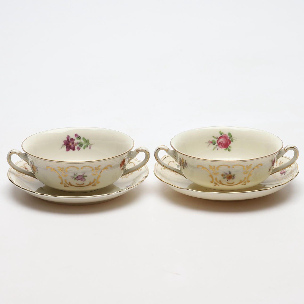 BROTH CUPS WITH BARREL, 26 pieces, porcelain, Epiag, Germany.
