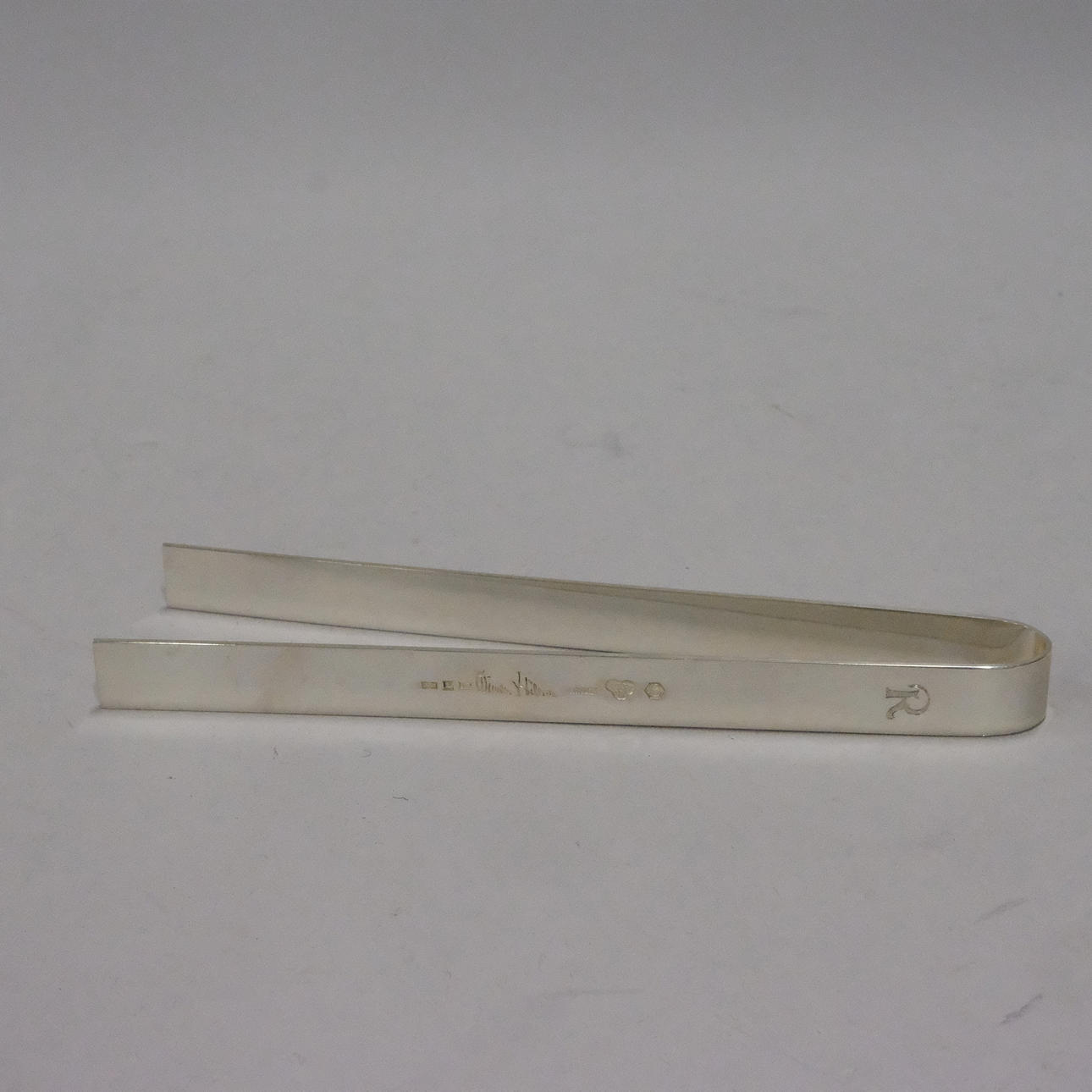 WIWEN NILSSON. EISSTANGE, SILBER, AN LUND 1960.