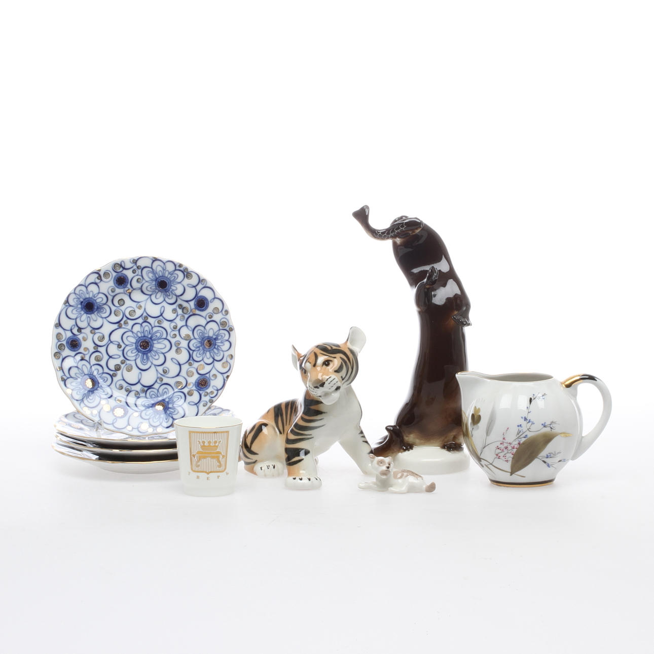 PARTI PORSLIN, 9 delar, bland annat figuriner, Lomonosov, USSR, 1900-tal.