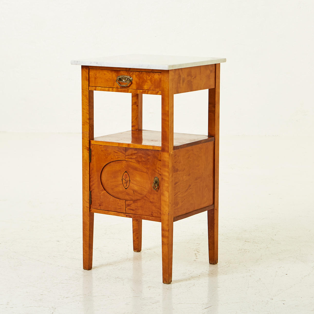 SÄNGBORD, björk, ca 1920-tal.