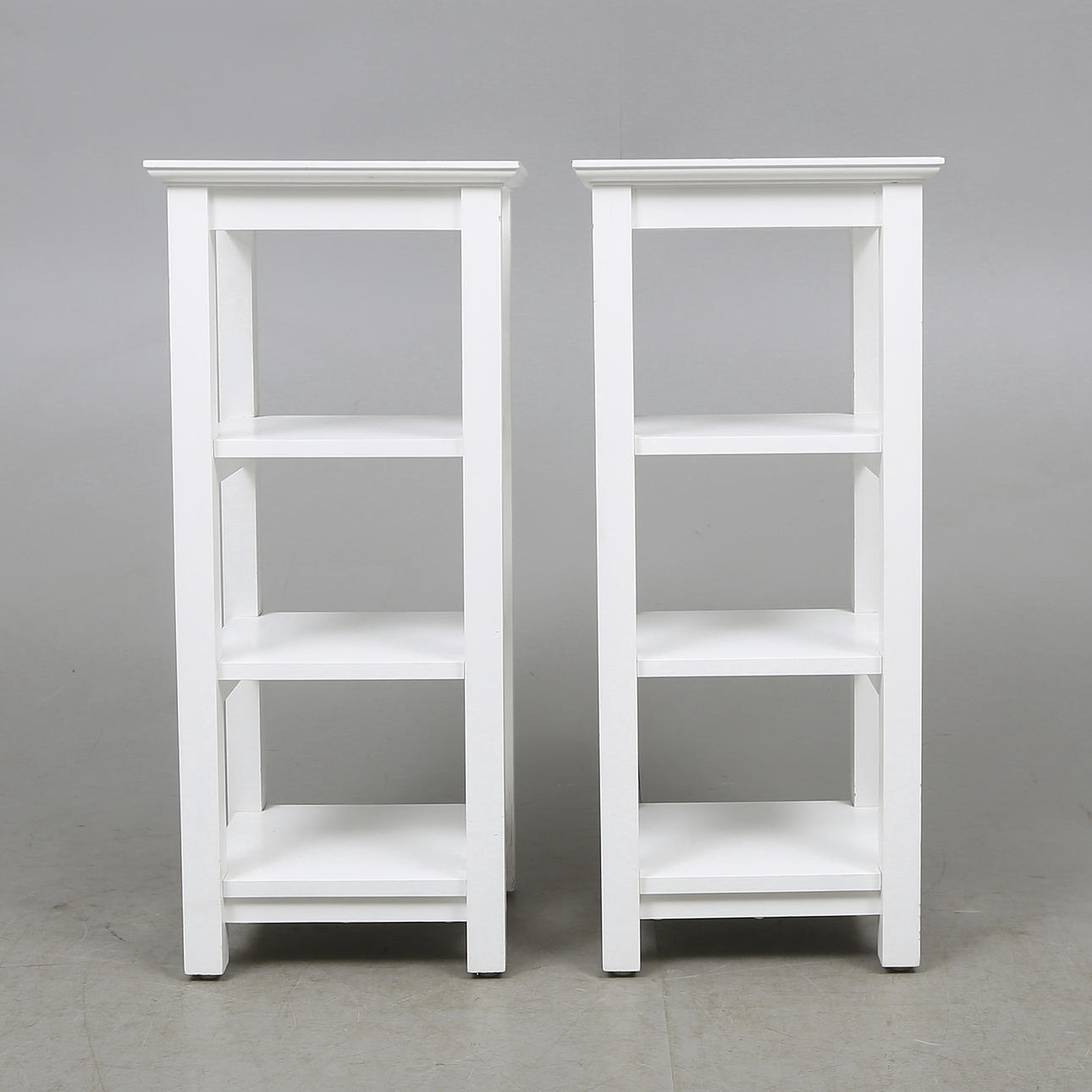 HYLLOR, ett par, Bruka design.