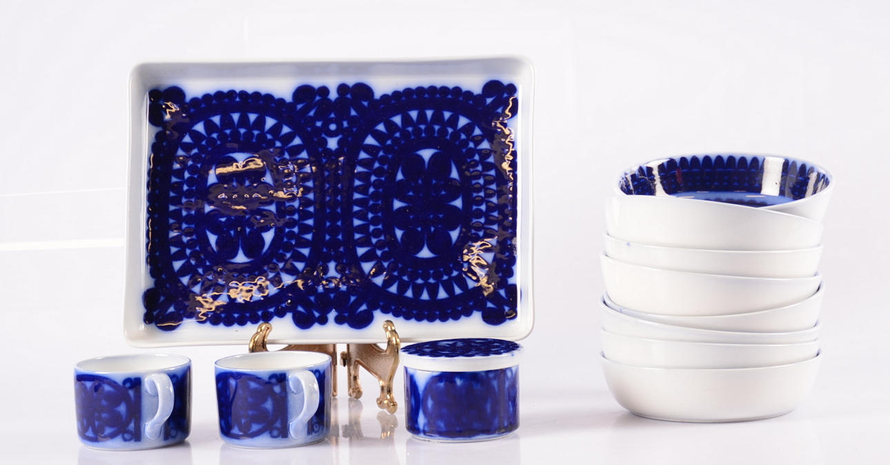 STIG LINDBERG. Servis 11 delar, porslin, "Blå Husar", flytande blått, Gustavsberg.