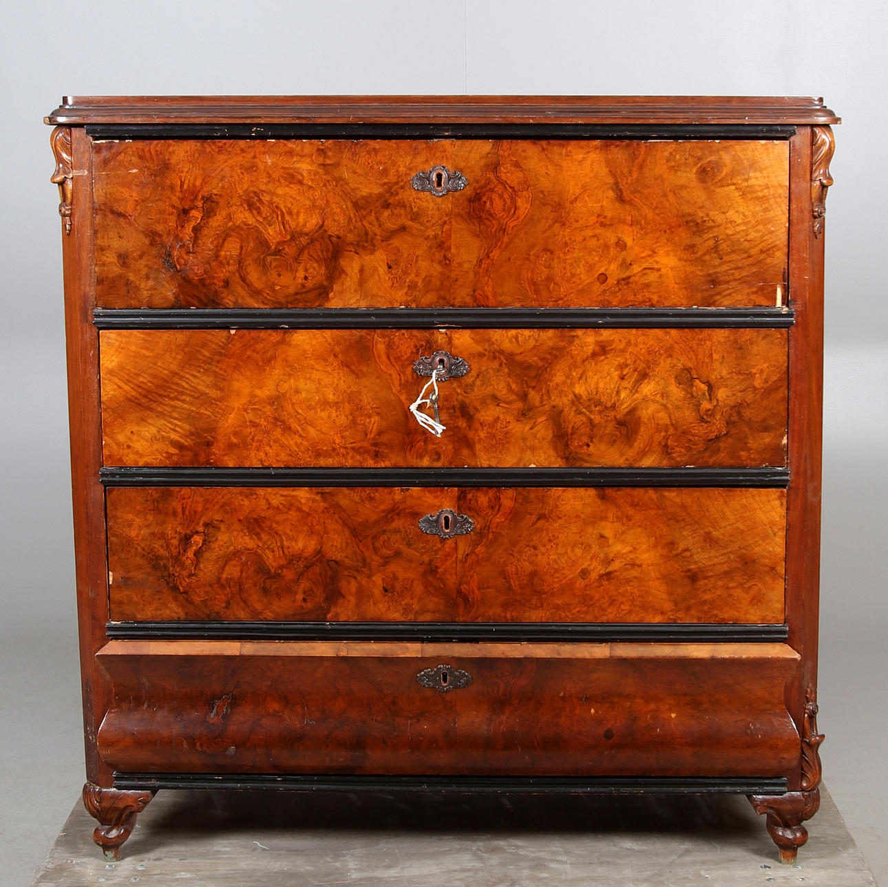 CHIFFONJE, 1800-tal.