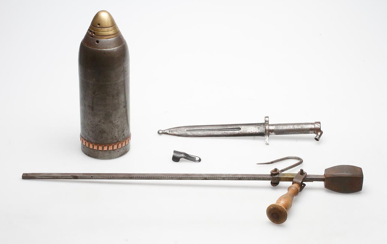 BESMAN, GRANAT och BAJONETT.