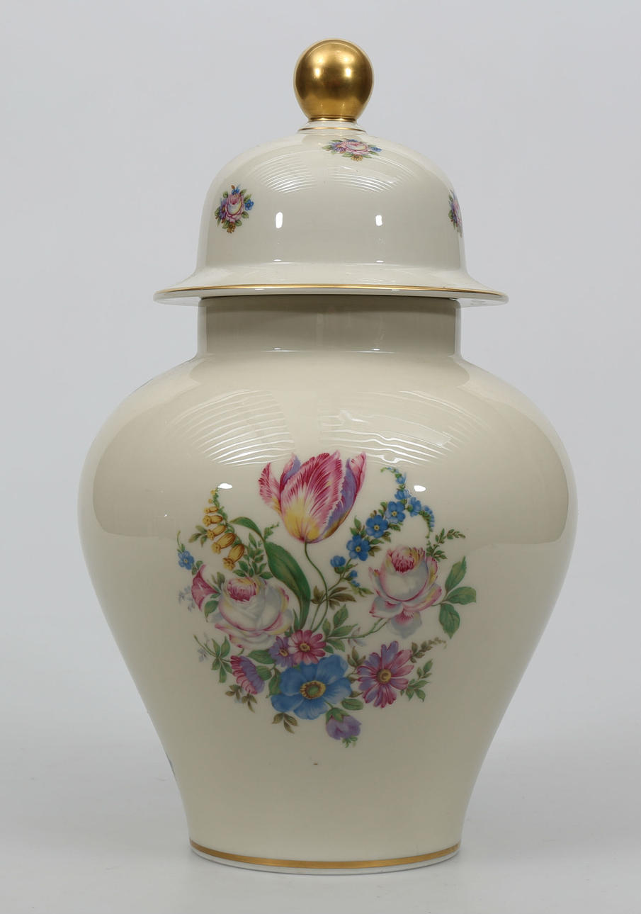 URNA MED LOCK, porslin, Rosenthal.