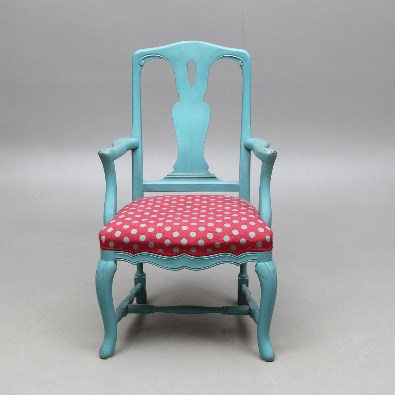 KARMSTOL, senbarockstil, Solgården, 19/2000-tal.