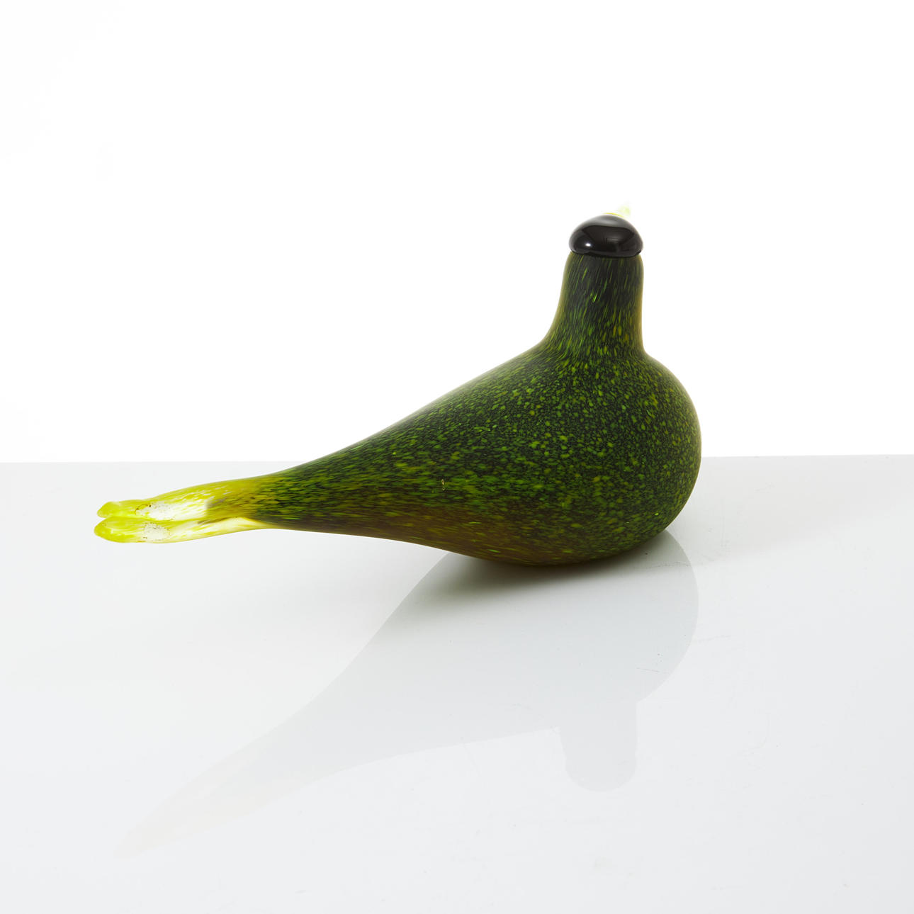OIVA TOIKKA, glass bird, ''Guillemot'' (Kiisla) 1994–2004. Signed