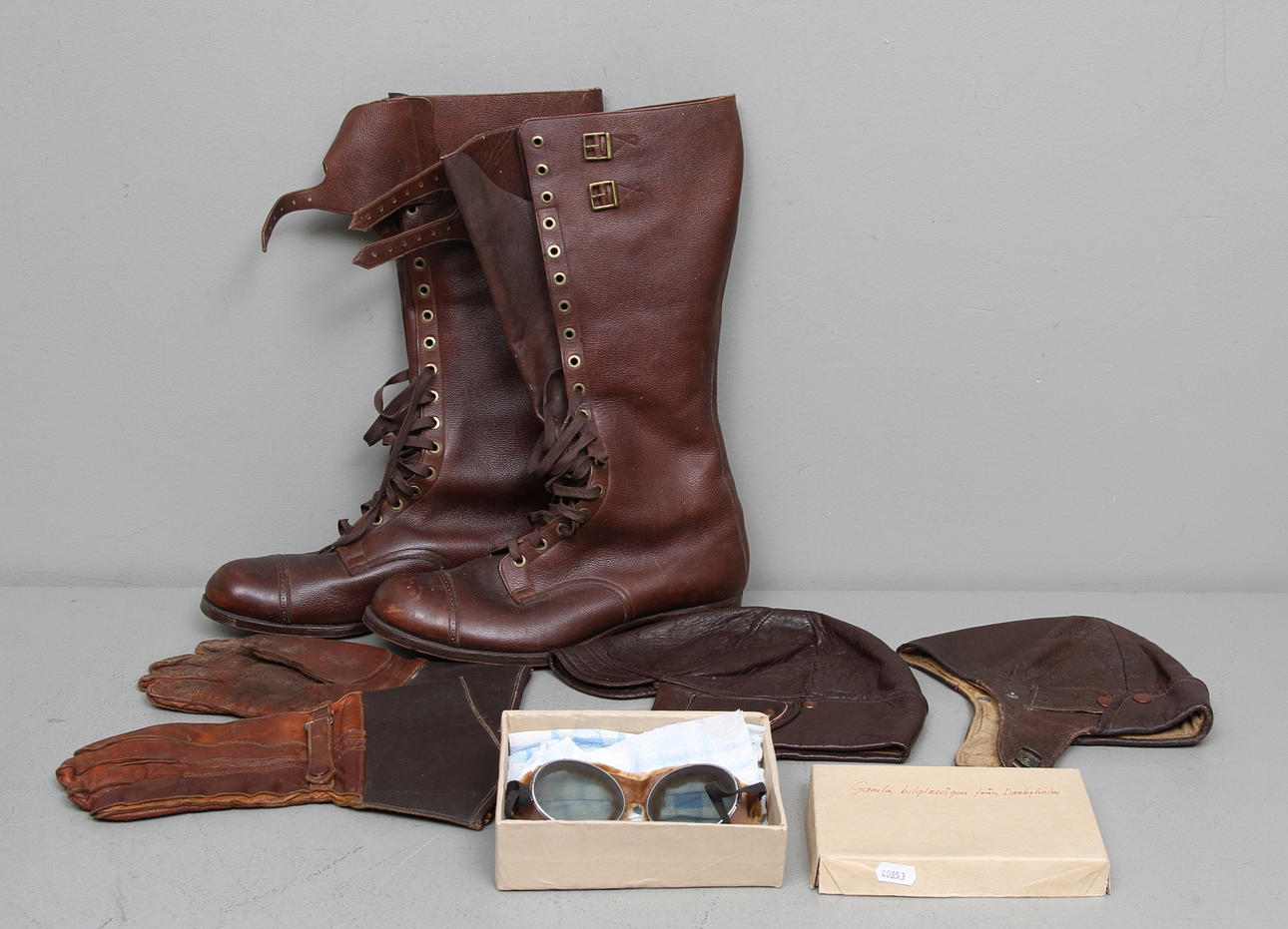 MOTORMEMROBILIA, 5 delar, 1900-talets första hälft.