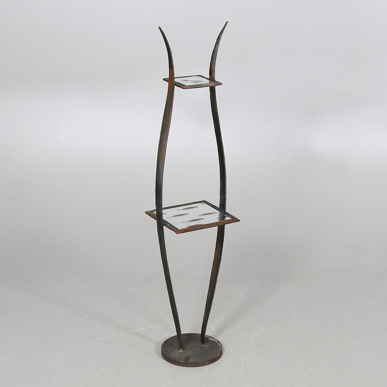 PIEDESTAL/SKULPTUR, Lisbeth Malm & Björn Gimstedt. 2000-tal.