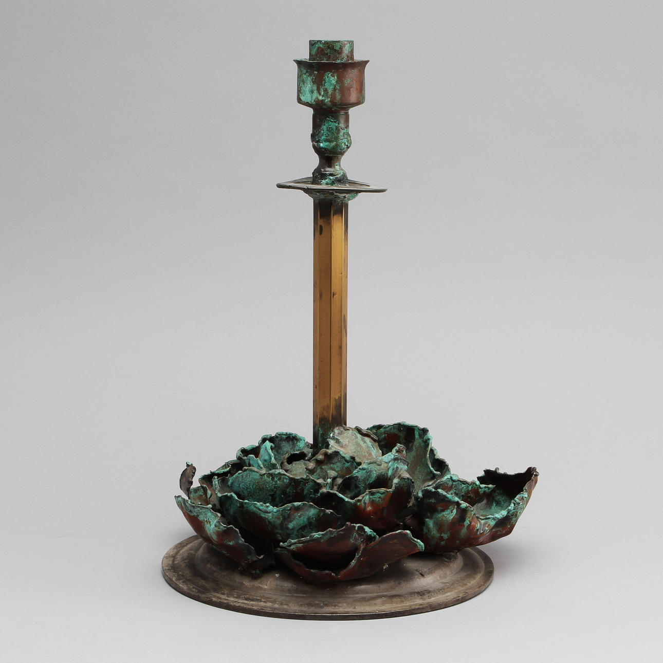 LJUSSTAKE, metall, Lars Stocks, signerad.