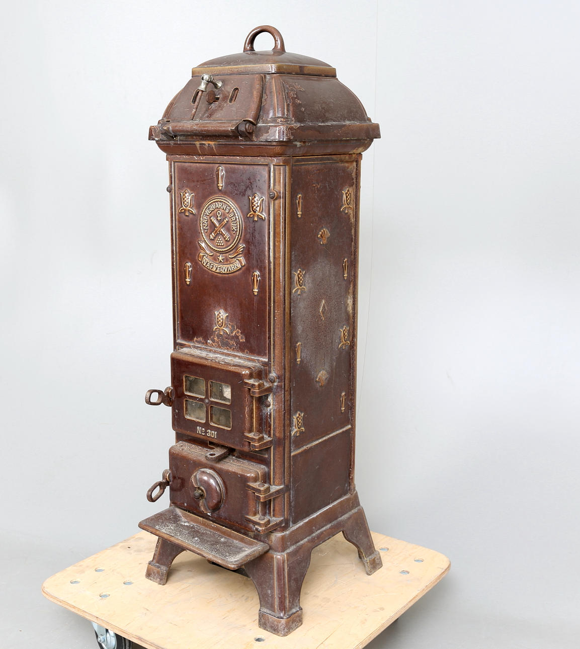 KAMIN, Keramik, Näfveqvarn.