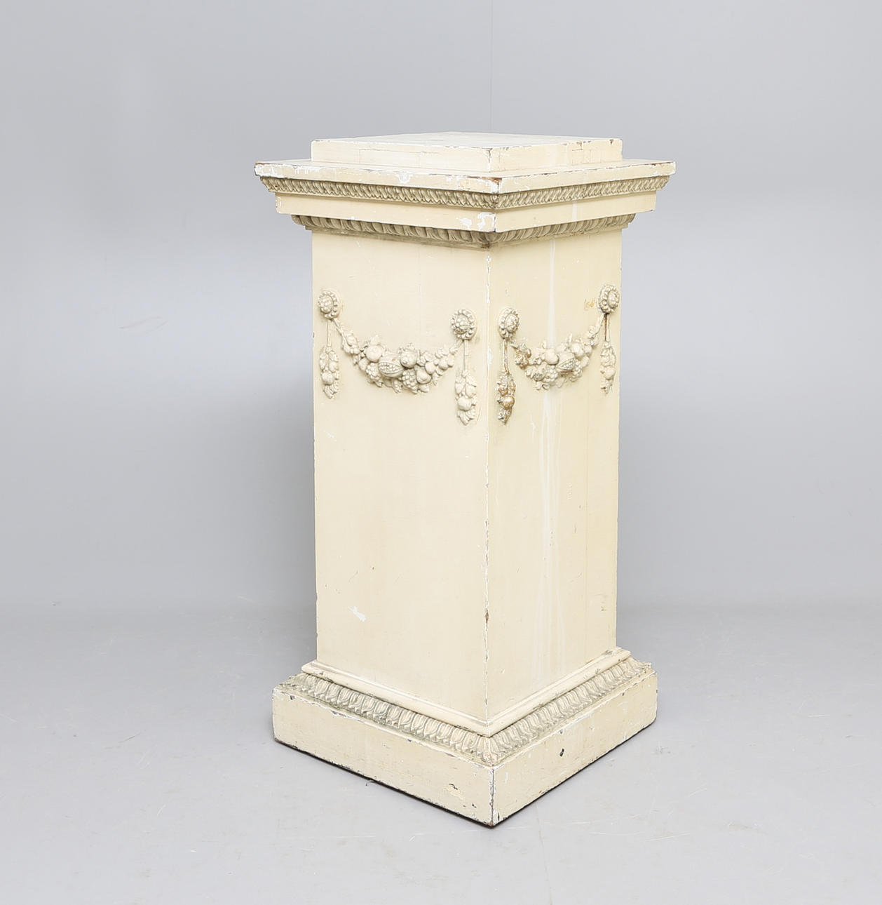 KOLONN, gustaviansk stil, 18/1900-tal.